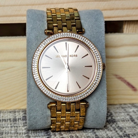 MK watch - Picture 1 of 5